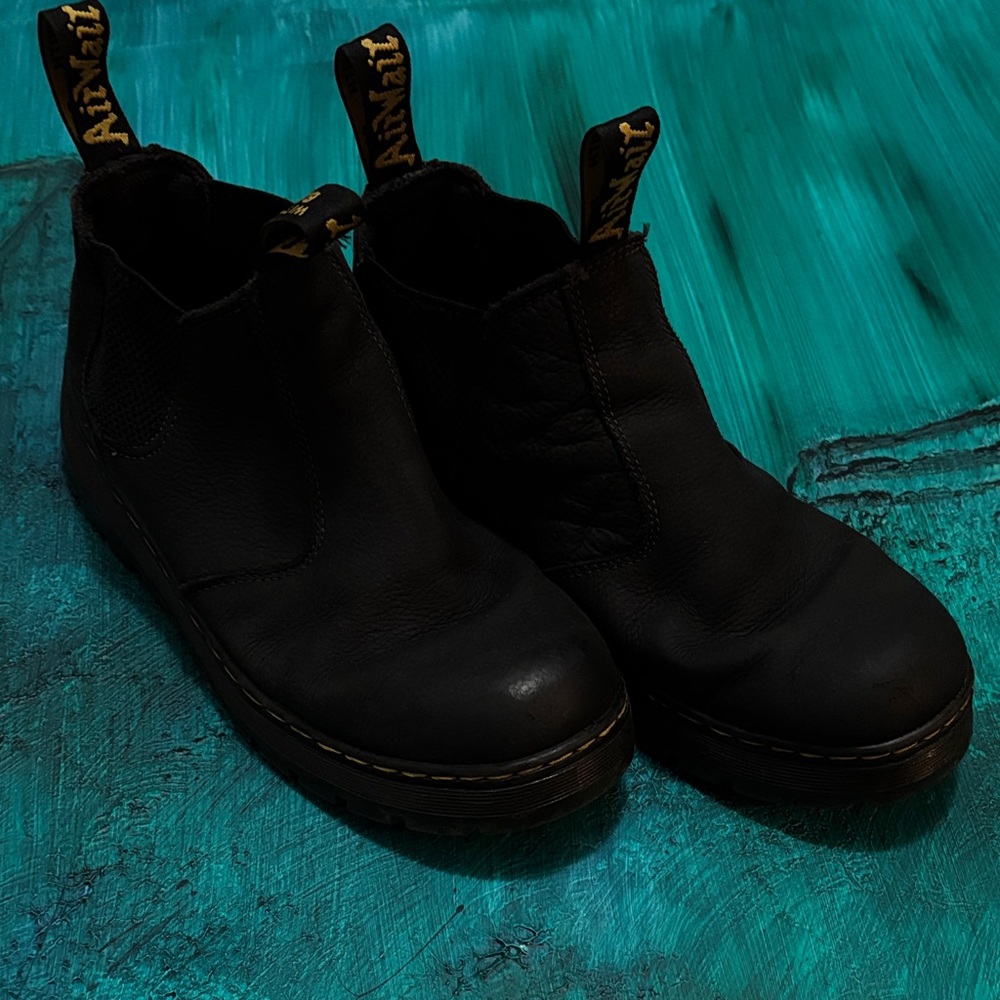 Dr. Martens Hardie Leather boots Black non slip 10